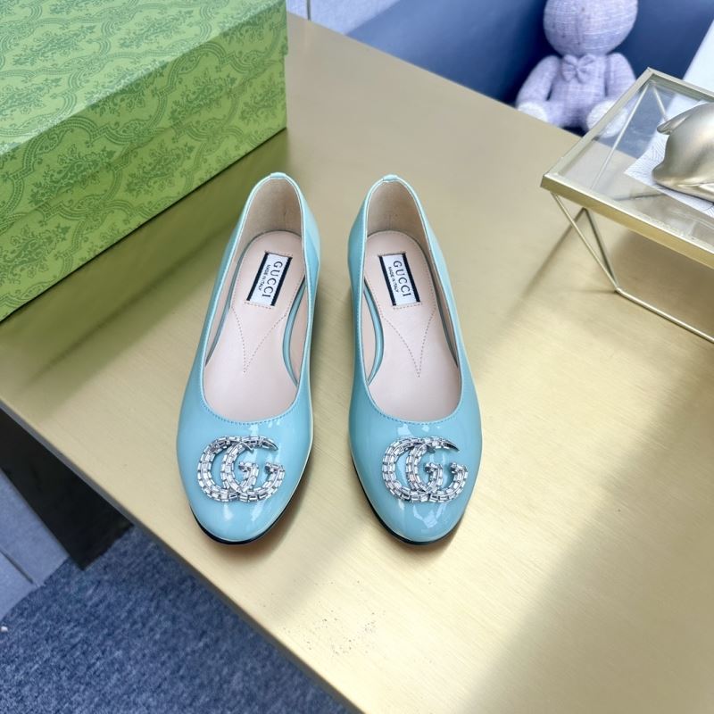 Gucci Flat Shoes